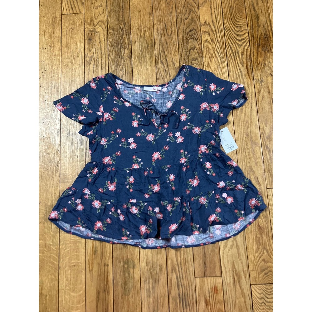 NEW SO Short Sleeve Tiered Floral Top Navy Blue Pink White Womens Size M